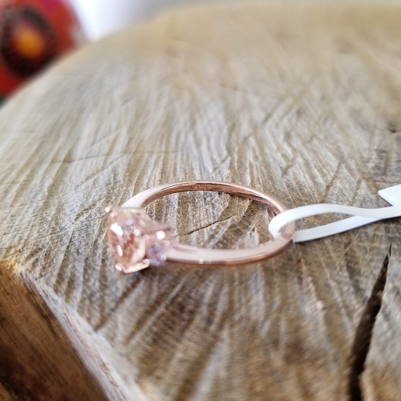 14kt Rose Gold Morganite Sweetheart Ring - Picture 5 of 6